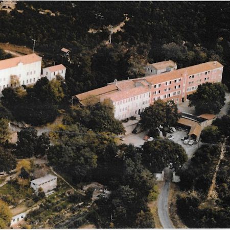 Hostel Prime Combe Fontanes  Zewnętrze zdjęcie