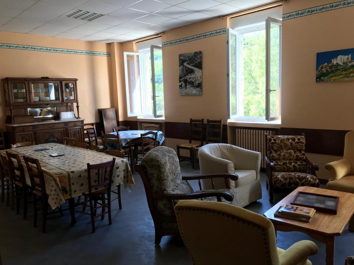Hostel Prime Combe Fontanes  Zewnętrze zdjęcie